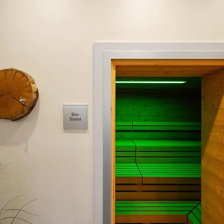 Cook - 2 Schlafzimmer, 2 Baeder, Boddenblick & Sauna *